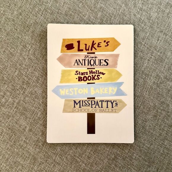 Gilmore Girls Stars Hollow Magnet - Picture 4 of 5